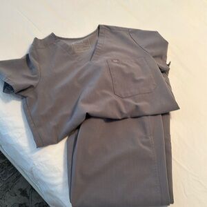 Women’s FIGS set sz small